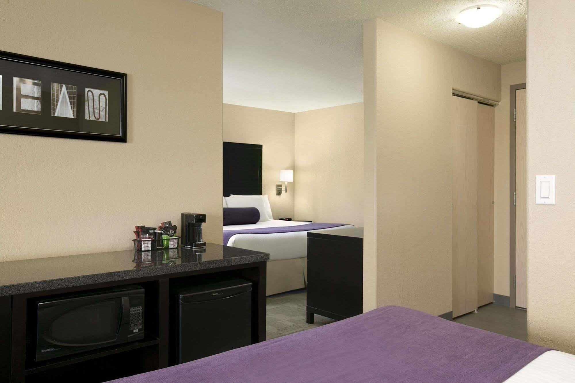 Days Inn By Wyndham Ρεγκίνα Εξωτερικό φωτογραφία