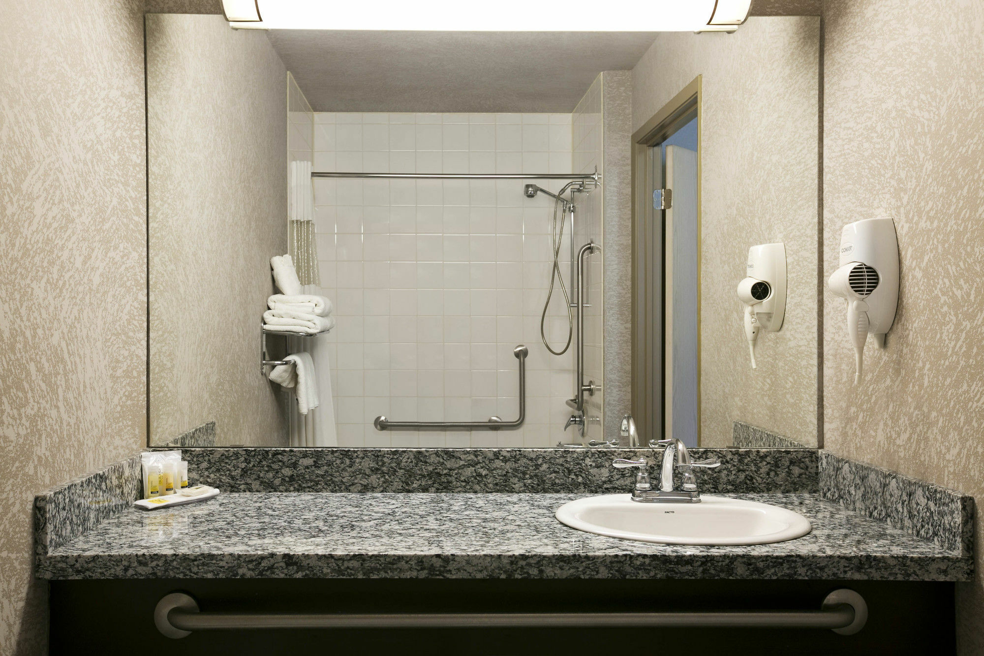 Days Inn By Wyndham Ρεγκίνα Εξωτερικό φωτογραφία